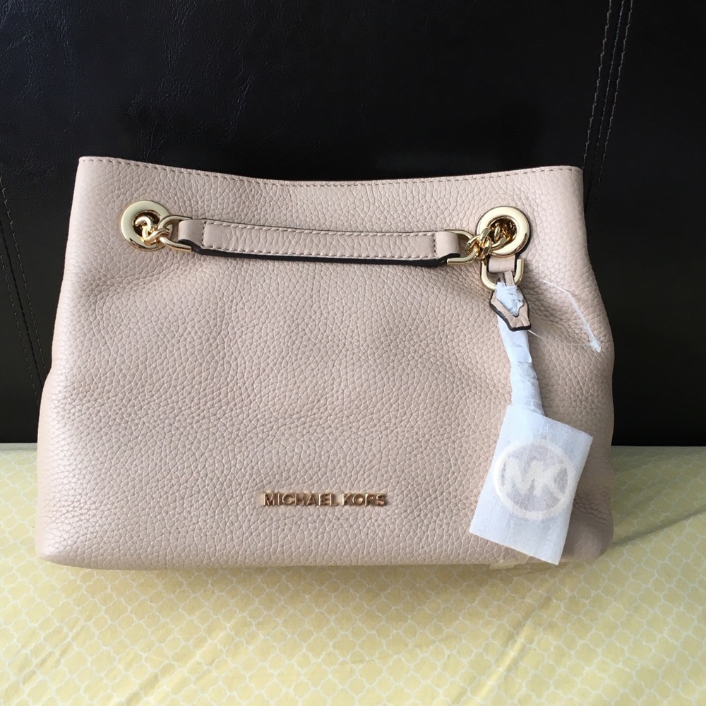 Michael Kors Jet Set Medium Shoulder Bag (Oyster)